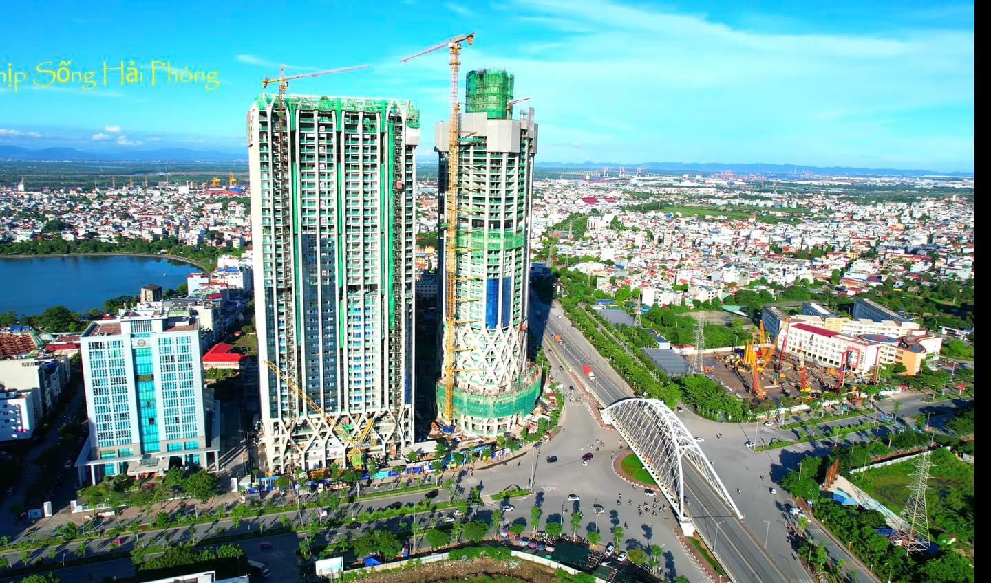 Với kiến trúc độc đáo và chiều cao kỷ lục, Dự án Diamond Crown Hai Phong hứa hẹn góp phần thay đổi diện mạo trung tâm thành phố Cảng Hải Phòng. Ảnh: HB.